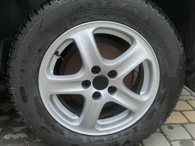 Чорний Шкода Октавія, об'ємом двигуна 1.6 л та пробігом 272 тис. км за 3600 $, фото 9 на Automoto.ua