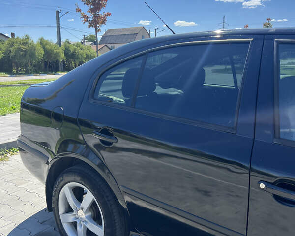 Чорний Шкода Октавія, об'ємом двигуна 1.8 л та пробігом 291 тис. км за 5300 $, фото 9 на Automoto.ua