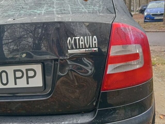 Черный Шкода Октавия, объемом двигателя 1.6 л и пробегом 215 тыс. км за 5500 $, фото 8 на Automoto.ua