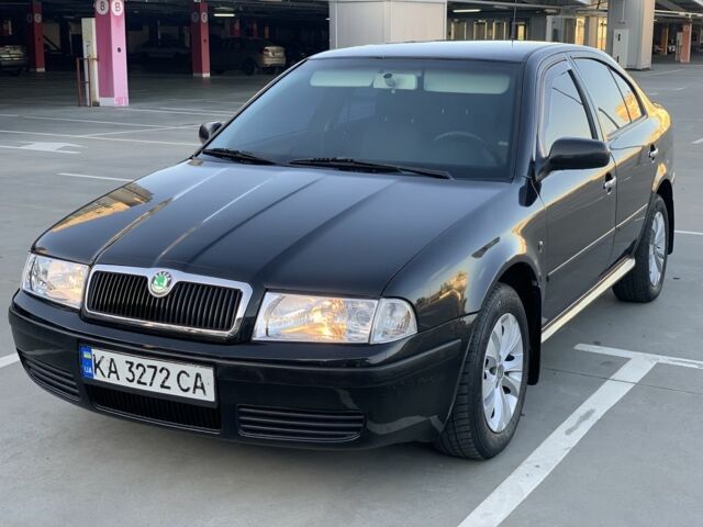 Черный Шкода Октавия, объемом двигателя 1.6 л и пробегом 358 тыс. км за 4300 $, фото 7 на Automoto.ua