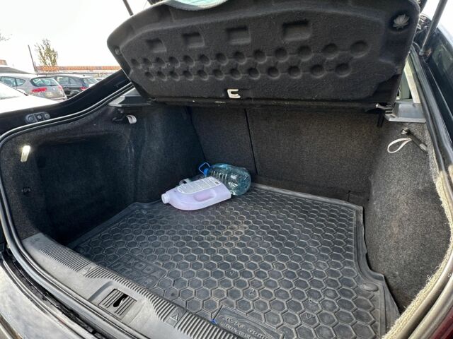 Черный Шкода Октавия, объемом двигателя 1.9 л и пробегом 300 тыс. км за 5650 $, фото 9 на Automoto.ua