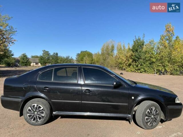 Черный Шкода Октавия, объемом двигателя 1.9 л и пробегом 280 тыс. км за 5200 $, фото 10 на Automoto.ua