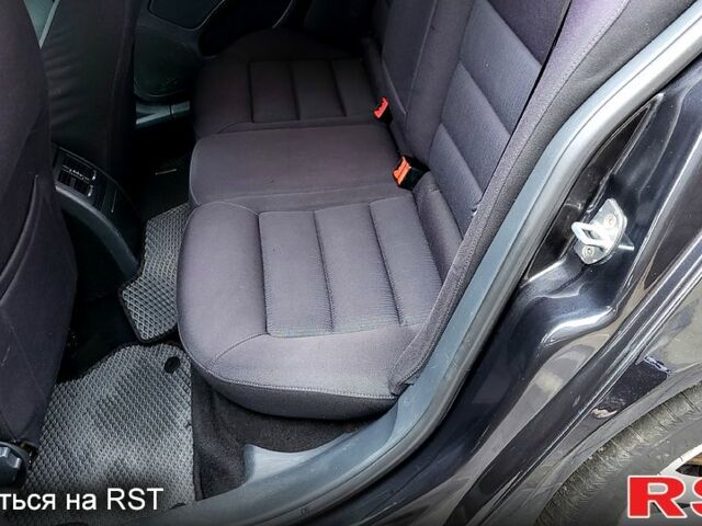 Черный Шкода Октавия, объемом двигателя 1.6 л и пробегом 285 тыс. км за 6700 $, фото 3 на Automoto.ua