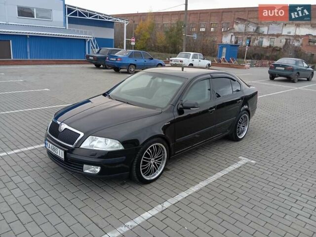 Шкода Октавия 2005 в Ромнах на Automoto.ua Черный Шкода Октавия, объемом двигателя 1.98 л и пробегом 177 тыс. км за 6250 $, фото 6 на Automoto.ua