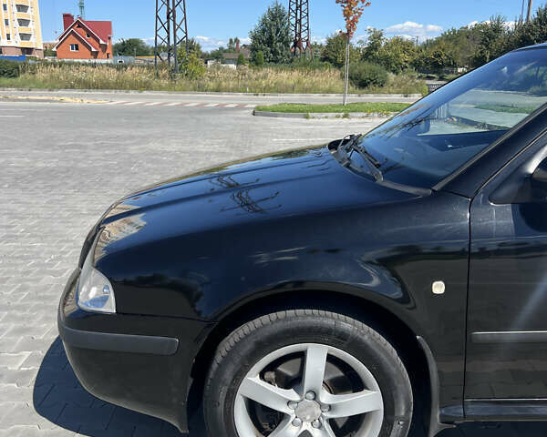 Чорний Шкода Октавія, об'ємом двигуна 1.8 л та пробігом 291 тис. км за 5300 $, фото 2 на Automoto.ua