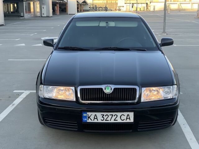 Черный Шкода Октавия, объемом двигателя 1.6 л и пробегом 358 тыс. км за 4300 $, фото 6 на Automoto.ua