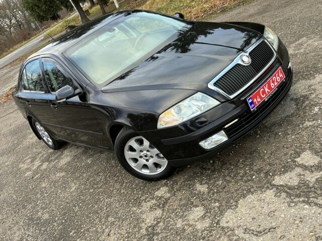 Черный Шкода Октавия, объемом двигателя 1.6 л и пробегом 180 тыс. км за 5750 $, фото 3 на Automoto.ua