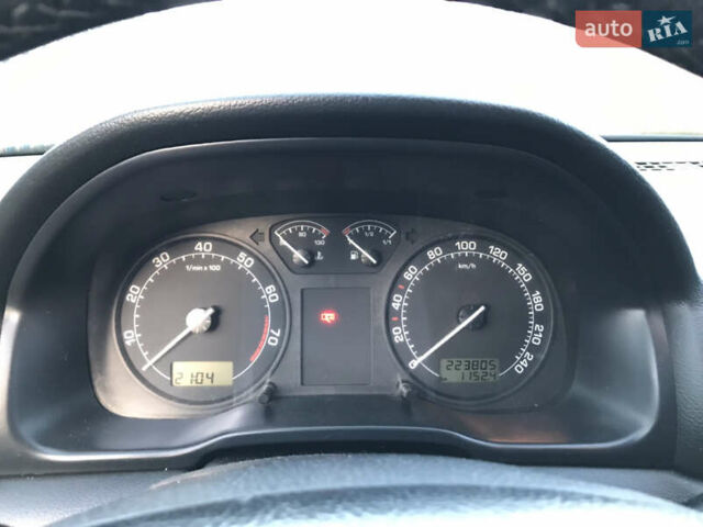 Чорний Шкода Октавія, об'ємом двигуна 1.6 л та пробігом 224 тис. км за 4500 $, фото 22 на Automoto.ua