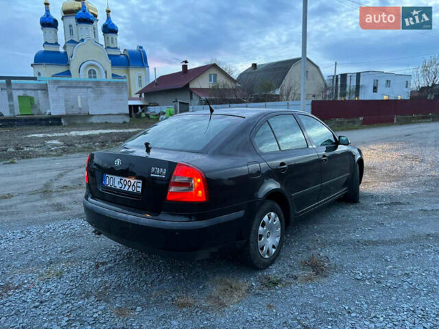 Черный Шкода Октавия, объемом двигателя 1.9 л и пробегом 300 тыс. км за 2899 $, фото 2 на Automoto.ua