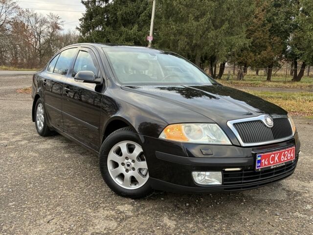 Черный Шкода Октавия, объемом двигателя 1.6 л и пробегом 180 тыс. км за 5750 $, фото 11 на Automoto.ua