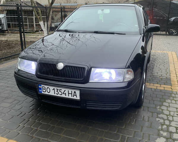 Черный Шкода Октавия, объемом двигателя 1.6 л и пробегом 272 тыс. км за 3650 $, фото 5 на Automoto.ua