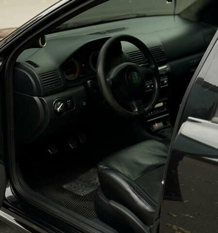 Чорний Шкода Октавія, об'ємом двигуна 1.8 л та пробігом 270 тис. км за 7800 $, фото 17 на Automoto.ua