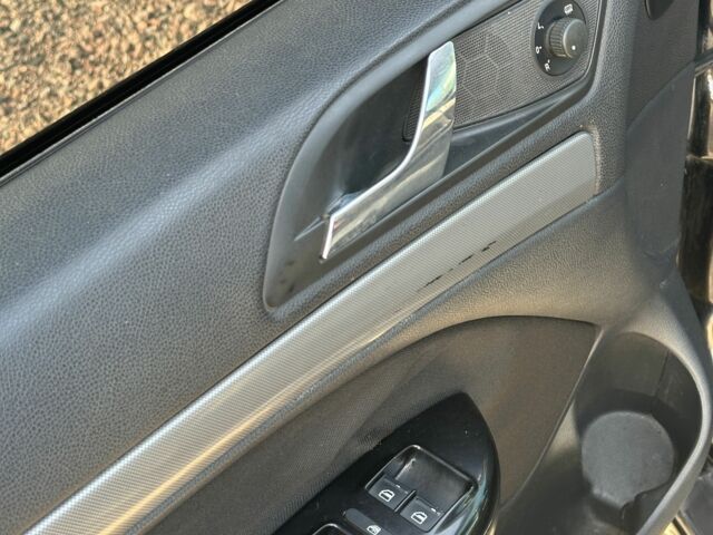 Черный Шкода Октавия, объемом двигателя 1.9 л и пробегом 300 тыс. км за 5650 $, фото 8 на Automoto.ua