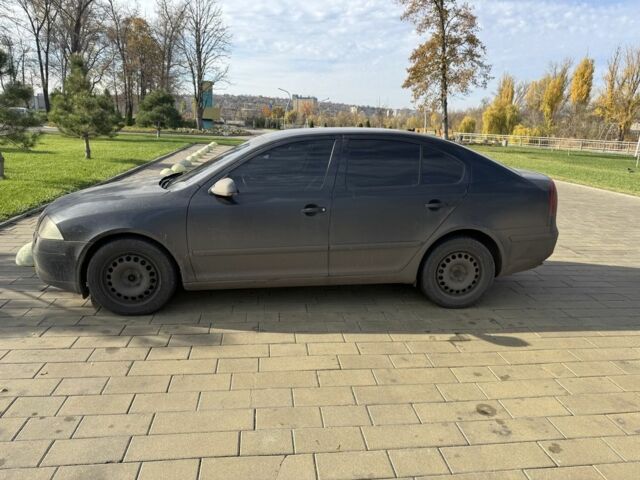 Чорний Шкода Октавія, об'ємом двигуна 2 л та пробігом 375 тис. км за 3500 $, фото 2 на Automoto.ua