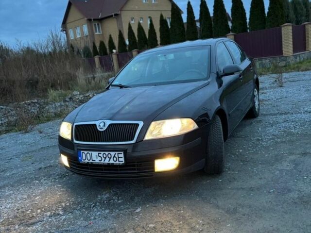 Черный Шкода Октавия, объемом двигателя 1.9 л и пробегом 300 тыс. км за 2899 $, фото 3 на Automoto.ua