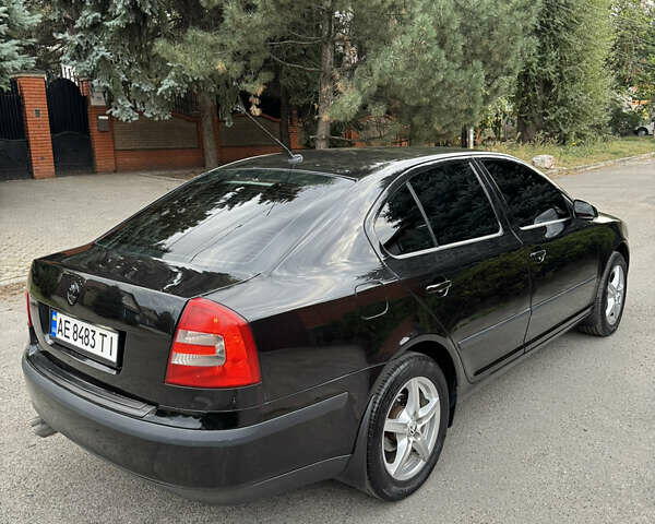 Шкода Октавия 2005 в Днепре (Днепропетровске) на Automoto.ua Черный Шкода Октавия, объемом двигателя 1.6 л и пробегом 282 тыс. км за 5500 $, фото 5 на Automoto.ua