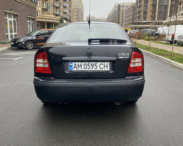Черный Шкода Октавия, объемом двигателя 1.6 л и пробегом 359 тыс. км за 5100 $, фото 7 на Automoto.ua
