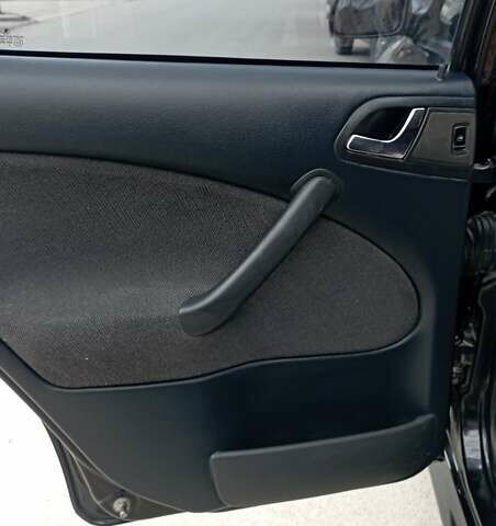 Черный Шкода Октавия, объемом двигателя 1.78 л и пробегом 299 тыс. км за 4200 $, фото 11 на Automoto.ua