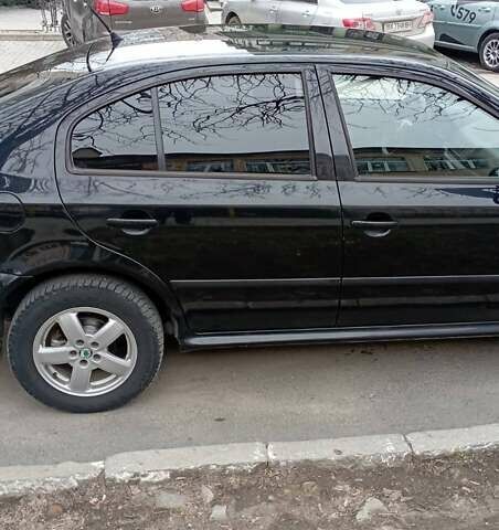 Черный Шкода Октавия, объемом двигателя 1.78 л и пробегом 299 тыс. км за 4200 $, фото 1 на Automoto.ua