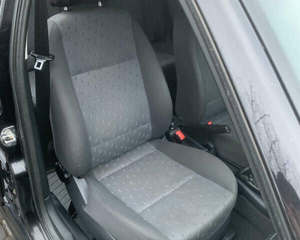 Черный Шкода Октавия, объемом двигателя 1.6 л и пробегом 272 тыс. км за 3650 $, фото 18 на Automoto.ua