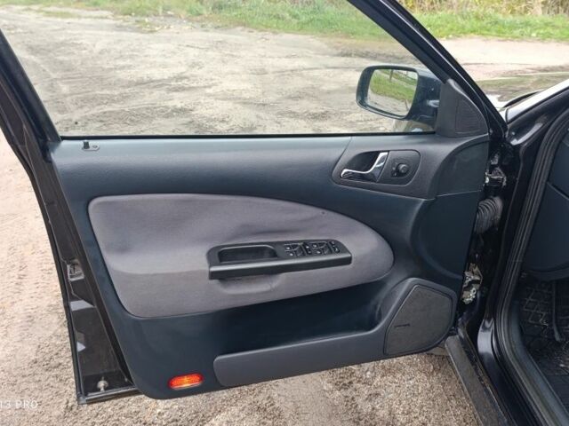 Шкода Октавия 2005 в Кагарлыке на Automoto.ua Черный Шкода Октавия, объемом двигателя 1.8 л и пробегом 261 тыс. км за 4300 $, фото 10 на Automoto.ua