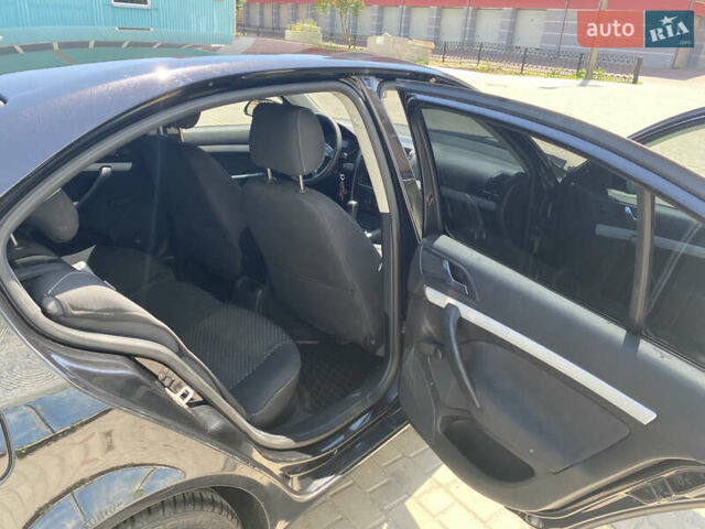 Чорний Шкода Октавія, об'ємом двигуна 1.6 л та пробігом 264 тис. км за 6500 $, фото 5 на Automoto.ua