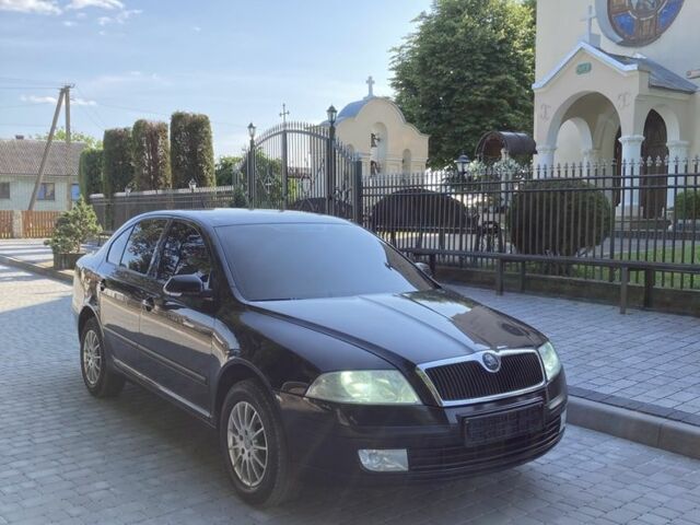 Черный Шкода Октавия, объемом двигателя 1.6 л и пробегом 251 тыс. км за 5700 $, фото 6 на Automoto.ua
