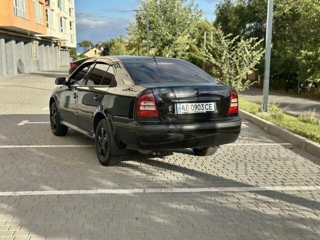 Черный Шкода Октавия, объемом двигателя 1.6 л и пробегом 300 тыс. км за 4700 $, фото 2 на Automoto.ua