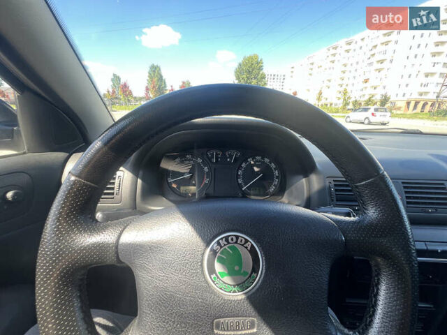 Чорний Шкода Октавія, об'ємом двигуна 1.8 л та пробігом 291 тис. км за 5300 $, фото 14 на Automoto.ua