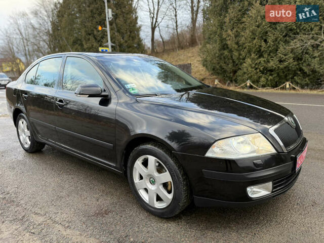 Черный Шкода Октавия, объемом двигателя 1.6 л и пробегом 210 тыс. км за 5450 $, фото 35 на Automoto.ua