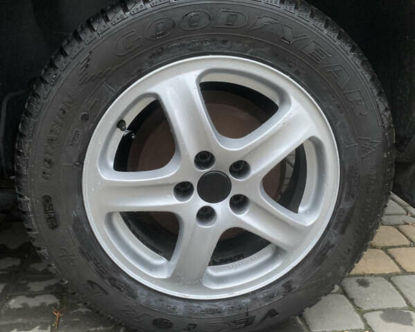 Черный Шкода Октавия, объемом двигателя 1.6 л и пробегом 272 тыс. км за 3650 $, фото 15 на Automoto.ua