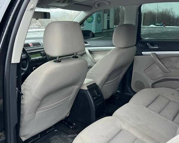 Чорний Шкода Октавія, об'ємом двигуна 1.6 л та пробігом 258 тис. км за 5800 $, фото 11 на Automoto.ua