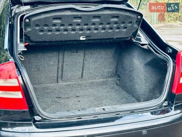 Шкода Октавия 2006 в Кривом Роге на Automoto.ua Черный Шкода Октавия, объемом двигателя 1.98 л и пробегом 220 тыс. км за 5500 $, фото 5 на Automoto.ua