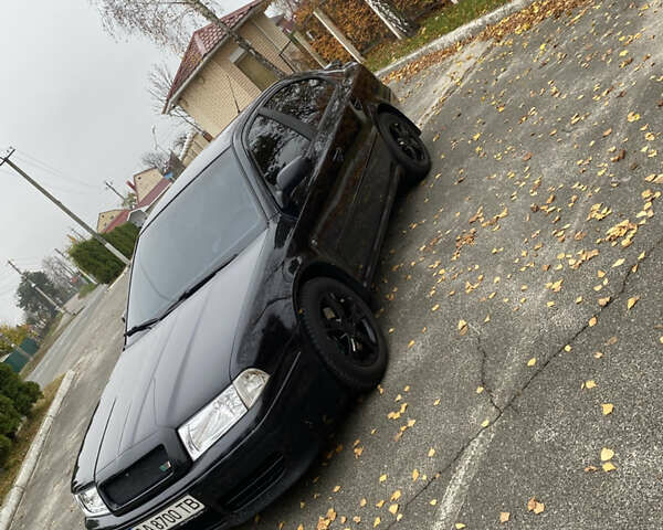 Черный Шкода Октавия, объемом двигателя 1.78 л и пробегом 320 тыс. км за 5500 $, фото 2 на Automoto.ua