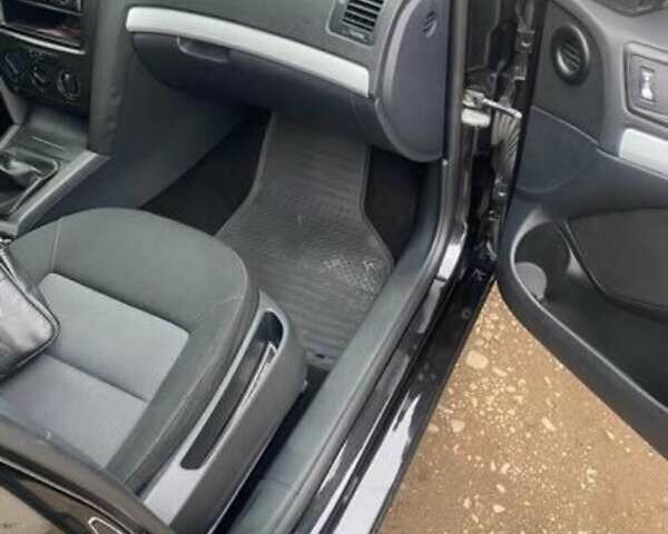 Шкода Октавия 2006 в Калуше на Automoto.ua Черный Шкода Октавия, объемом двигателя 1.6 л и пробегом 327 тыс. км за 5200 $, фото 6 на Automoto.ua