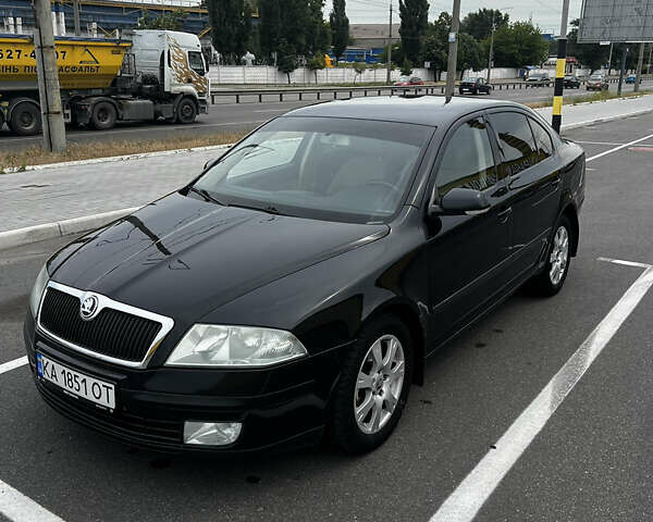 Черный Шкода Октавия, объемом двигателя 2 л и пробегом 355 тыс. км за 6700 $, фото 3 на Automoto.ua