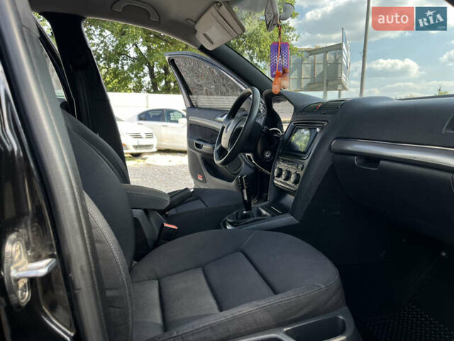 Чорний Шкода Октавія, об'ємом двигуна 1.6 л та пробігом 320 тис. км за 5800 $, фото 20 на Automoto.ua