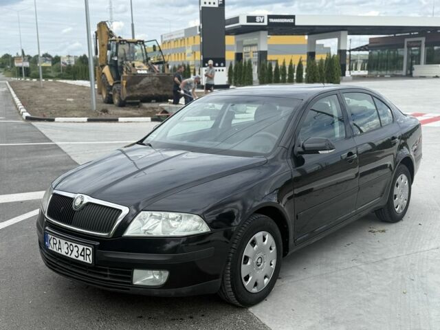 Черный Шкода Октавия, объемом двигателя 1.9 л и пробегом 400 тыс. км за 2650 $, фото 1 на Automoto.ua