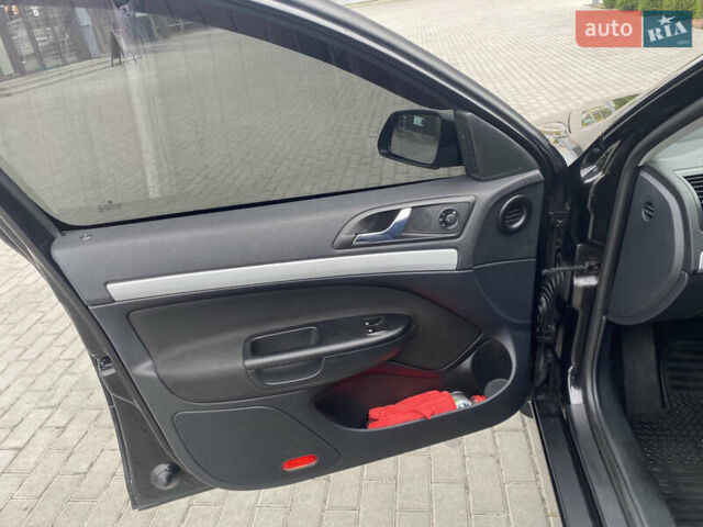 Шкода Октавия 2006 в Киеве на Automoto.ua Черный Шкода Октавия, объемом двигателя 1.6 л и пробегом 200 тыс. км за 6300 $, фото 9 на Automoto.ua