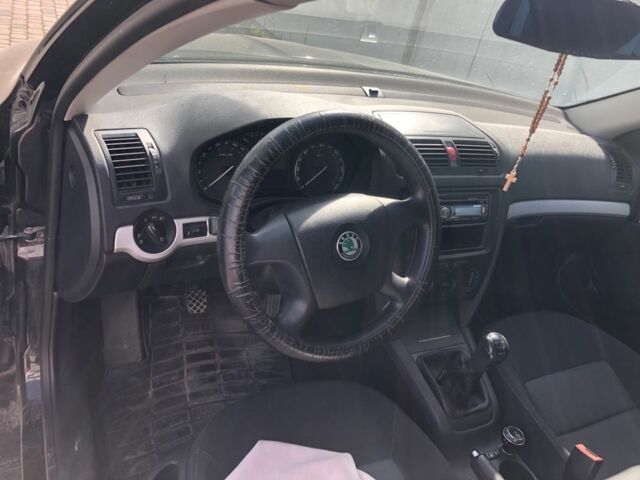 Чорний Шкода Октавія, об'ємом двигуна 1.6 л та пробігом 232 тис. км за 4200 $, фото 4 на Automoto.ua