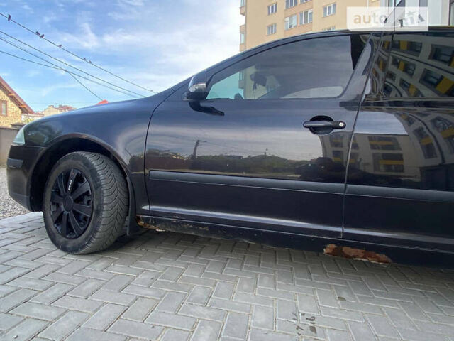 Черный Шкода Октавия, объемом двигателя 1.6 л и пробегом 326 тыс. км за 4200 $, фото 9 на Automoto.ua