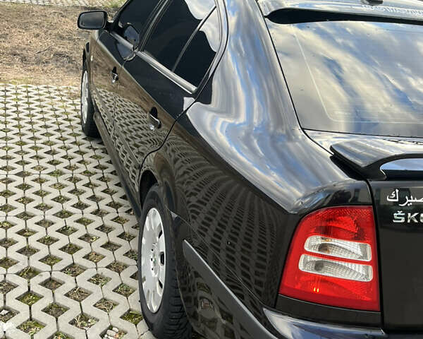 Чорний Шкода Октавія, об'ємом двигуна 1.6 л та пробігом 244 тис. км за 5700 $, фото 5 на Automoto.ua