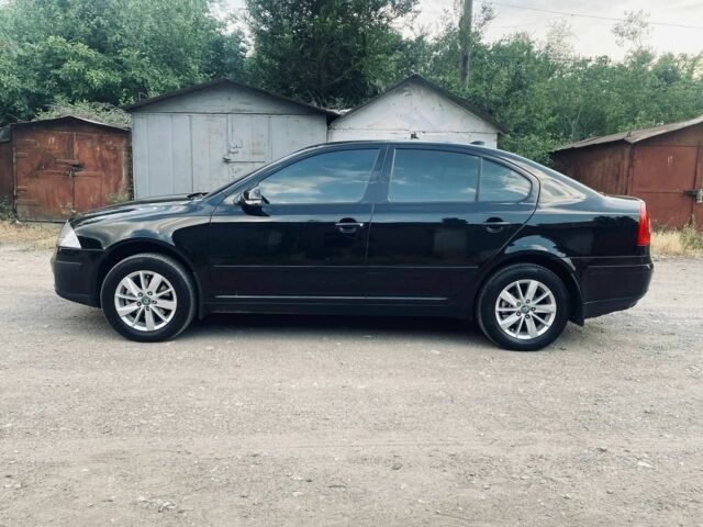 Чорний Шкода Октавія, об'ємом двигуна 2 л та пробігом 220 тис. км за 5300 $, фото 2 на Automoto.ua