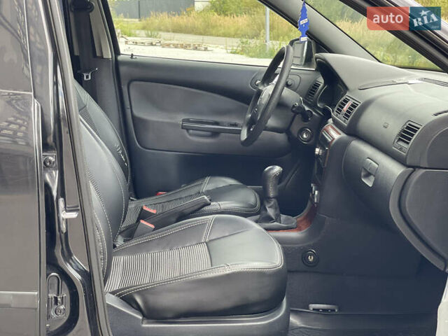 Чорний Шкода Октавія, об'ємом двигуна 1.6 л та пробігом 246 тис. км за 4700 $, фото 25 на Automoto.ua