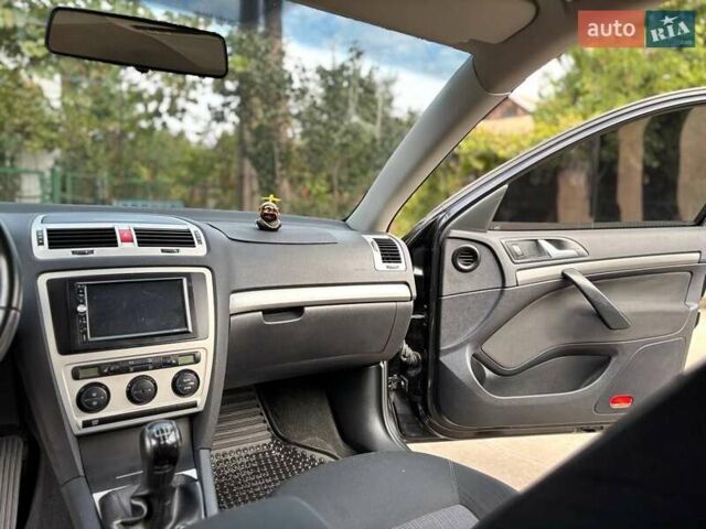Шкода Октавия 2006 в Кривом Роге на Automoto.ua Черный Шкода Октавия, объемом двигателя 1.98 л и пробегом 220 тыс. км за 5500 $, фото 10 на Automoto.ua