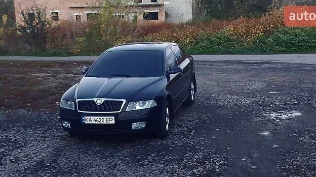 Черный Шкода Октавия, объемом двигателя 1.98 л и пробегом 318 тыс. км за 4950 $, фото 7 на Automoto.ua