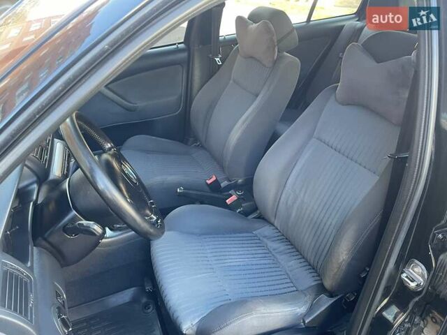 Черный Шкода Октавия, объемом двигателя 1.78 л и пробегом 260 тыс. км за 6000 $, фото 12 на Automoto.ua