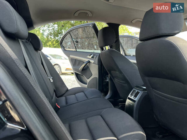 Чорний Шкода Октавія, об'ємом двигуна 1.6 л та пробігом 320 тис. км за 5800 $, фото 18 на Automoto.ua