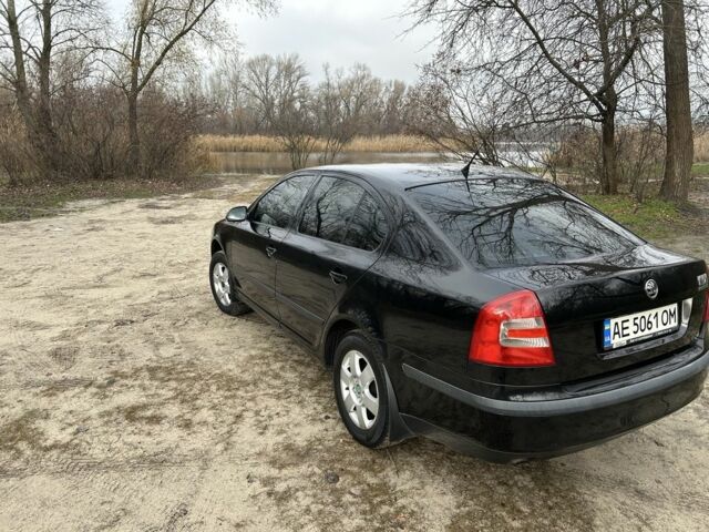 Черный Шкода Октавия, объемом двигателя 1.6 л и пробегом 253 тыс. км за 5800 $, фото 6 на Automoto.ua