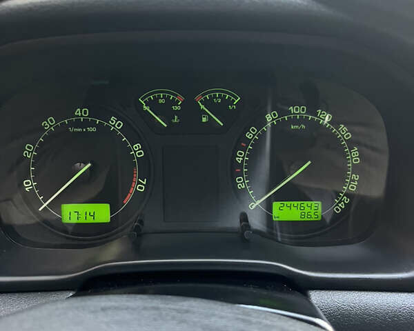 Чорний Шкода Октавія, об'ємом двигуна 1.6 л та пробігом 244 тис. км за 5700 $, фото 18 на Automoto.ua